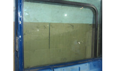 Стекло двери передней правой для Renault Magnum DXI 7421017125