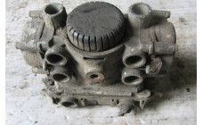 Кран модулятор тормозов задний ebs для DAF Xf 105  4801040030