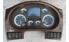 Щиток приборов (приборная панель) для DAF Xf 105  1743496
