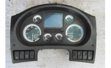 Щиток приборов (приборная панель) для DAF Xf 105  1699396