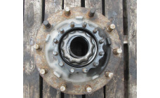 Ступица задняя для Volvo FH13 7420535263