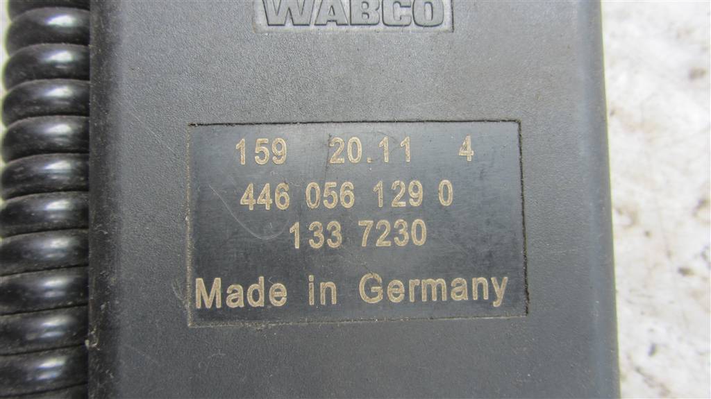 Пульт управления пневмоподвеской для DAF Xf 105  1337230