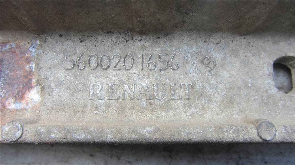 Кронштейн подножки для Renault Premium Dci 5600201656