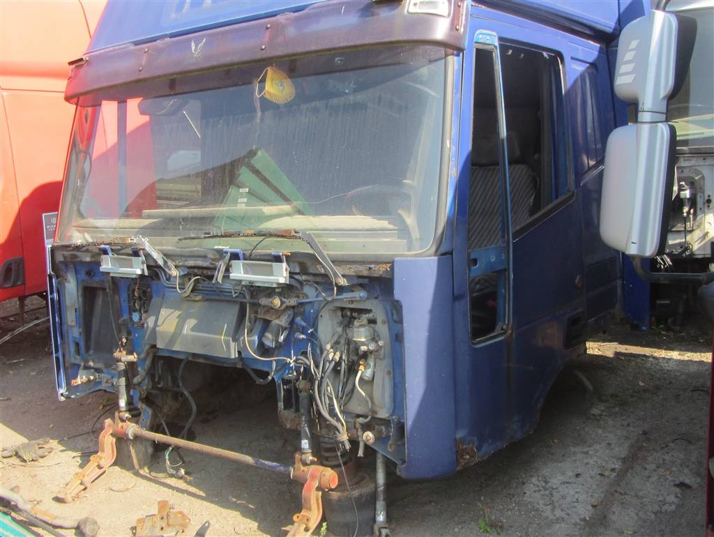 Кабина для Iveco EuroTech 500321056