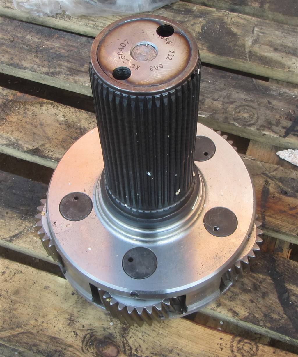 Вал КПП (АКПП, раздатки) для DAF Xf 95 1356232003