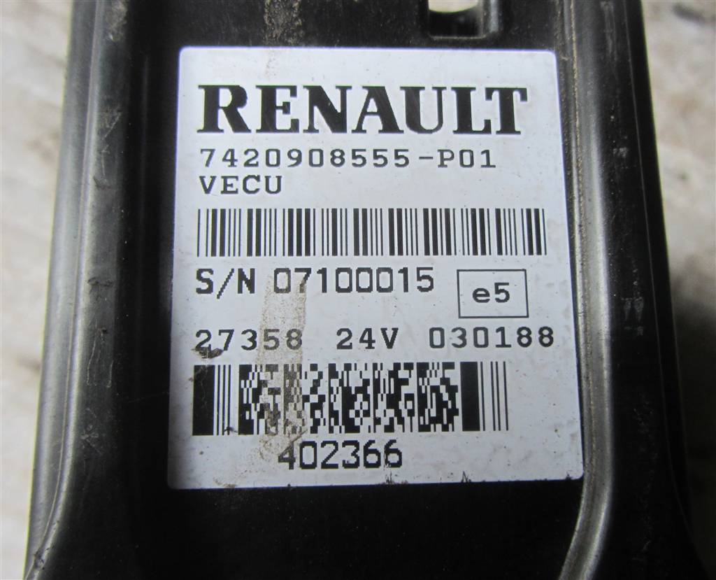 Блок VECU для Renault Premium DXI 7420908555