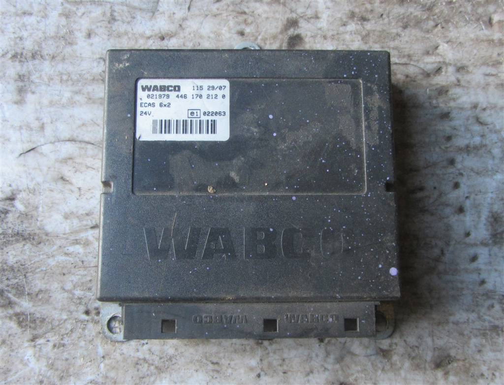 Блок ECAS управления пневмоподвеской для Iveco Stralis 4461702120