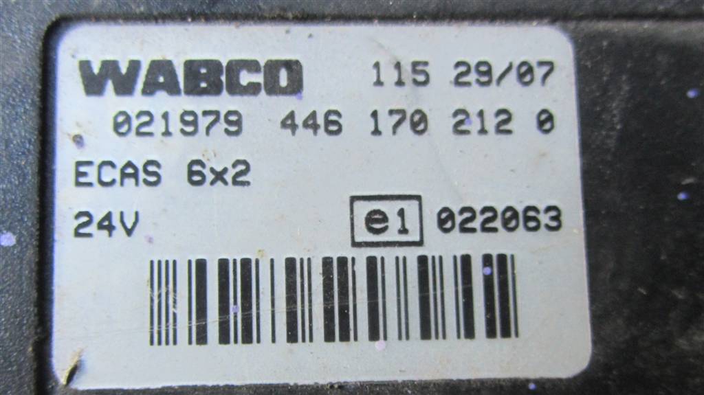 Блок ECAS управления пневмоподвеской для Iveco Stralis 4461702120