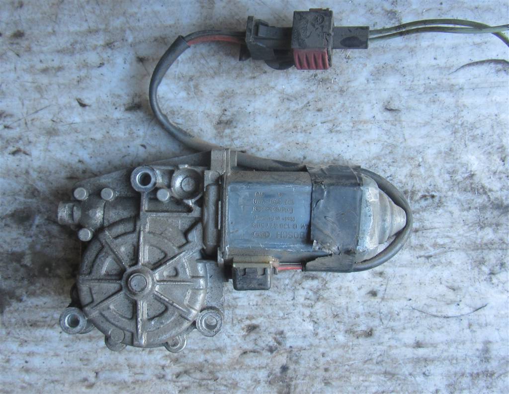 Моторчик стеклоподъемника для Renault Premium Dci 0130821508