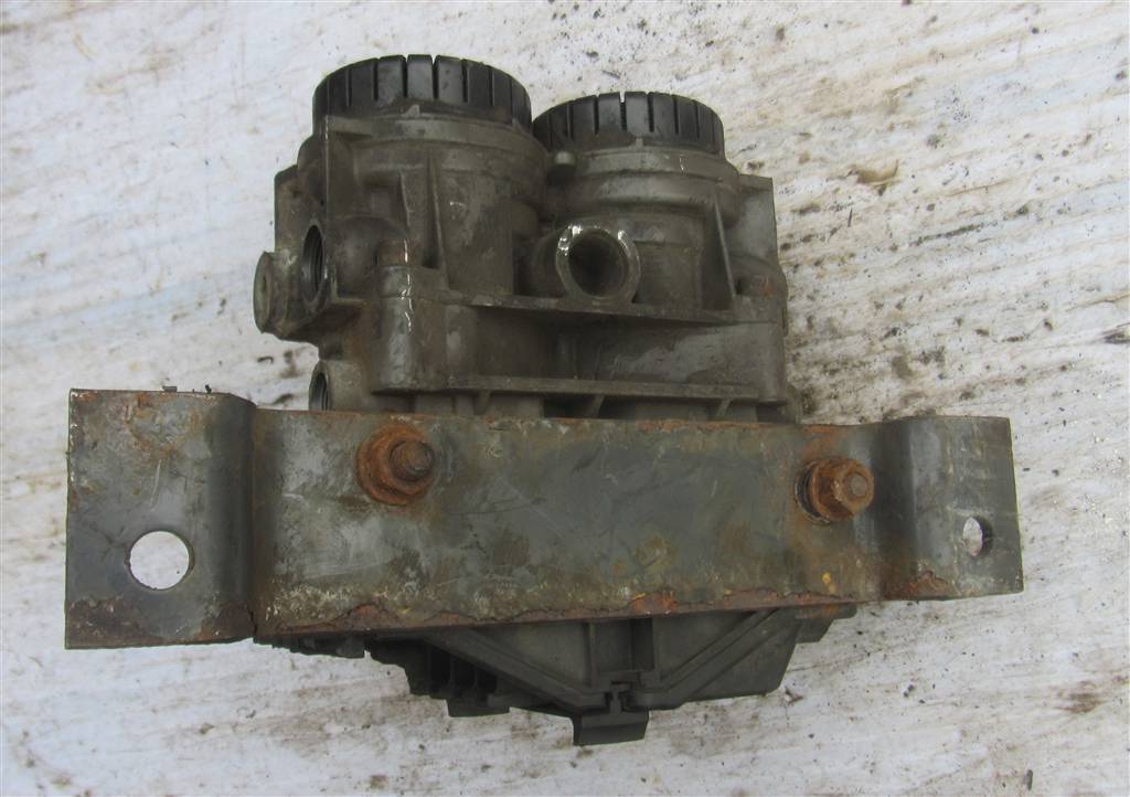 Кран модулятор тормозов задний ebs для Renault Magnum Etech 5010457558