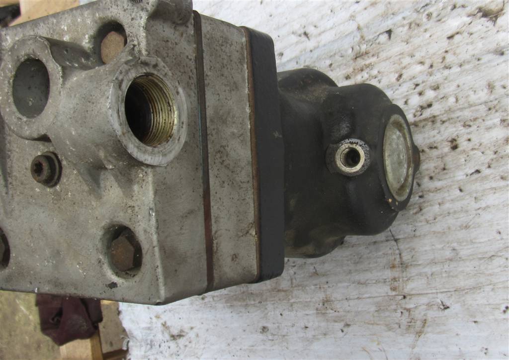 Компрессор пневматический для Renault T 85021103