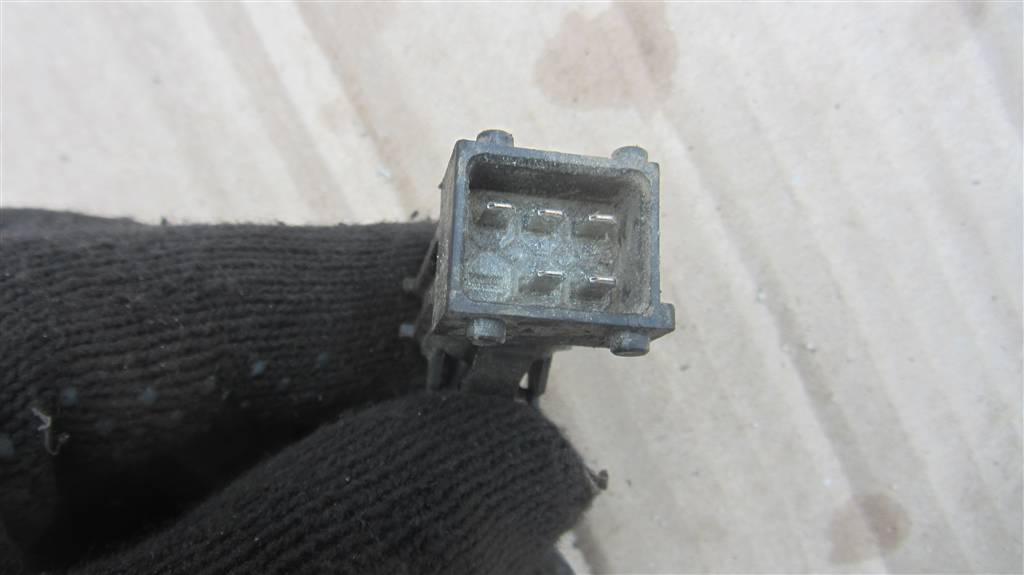 Моторчик стеклоочистителя передний для Renault Premium DXI 7422103408