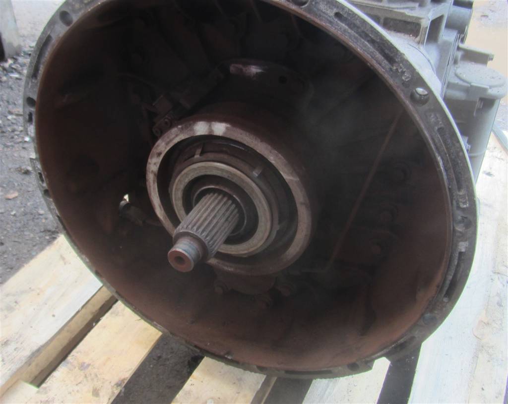 Автоматическая коробка переключения передач для Renault Magnum DXI AT2412D