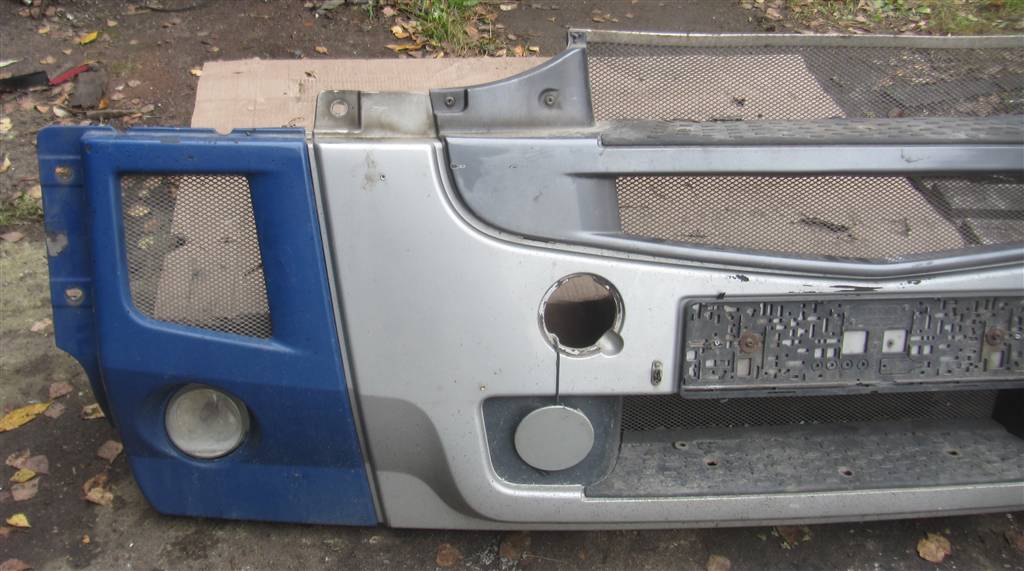 Бампер передний для Renault Magnum DXI 7482053476