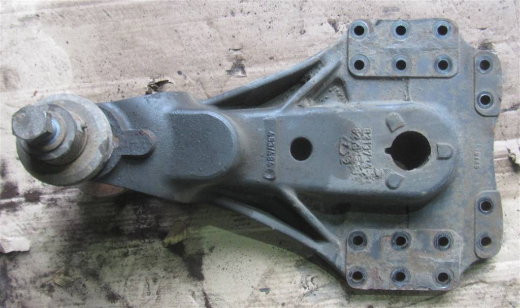 Кронштейн полурессоры для Renault Magnum DXI 7421682250