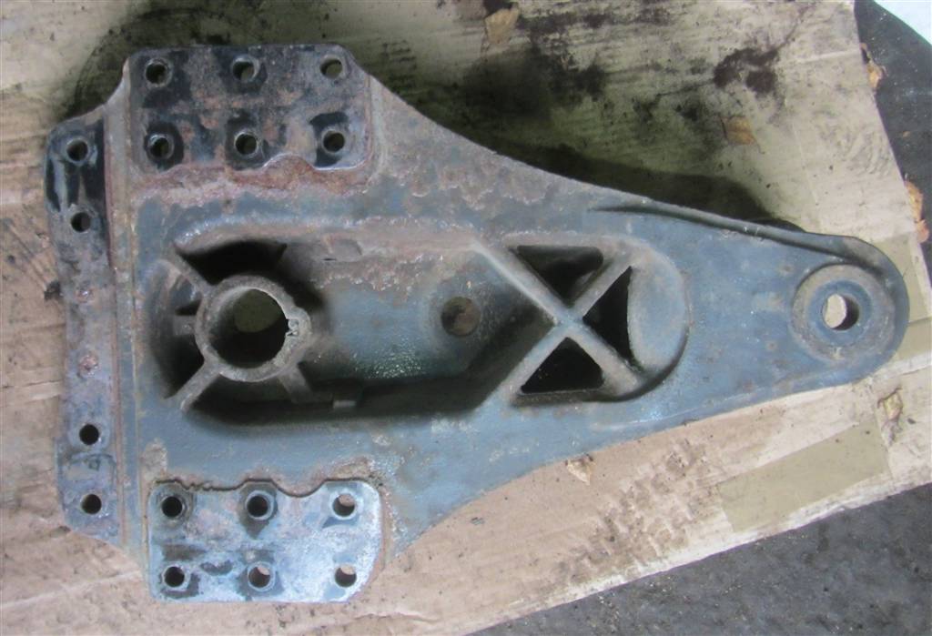 Кронштейн полурессоры для Renault Magnum DXI 7421682250