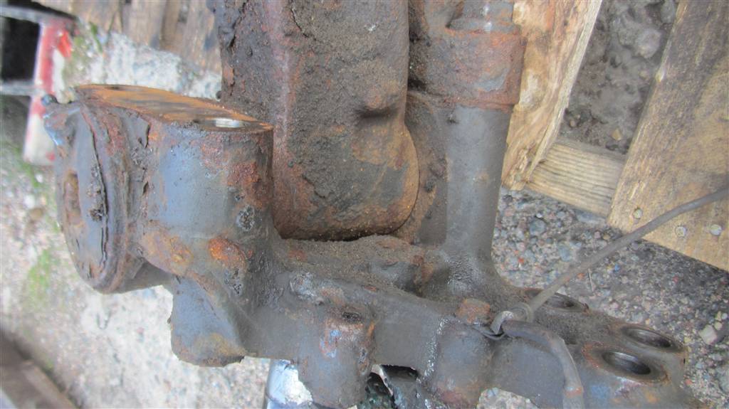 Балка оси передней для Renault Magnum DXI 7420506208