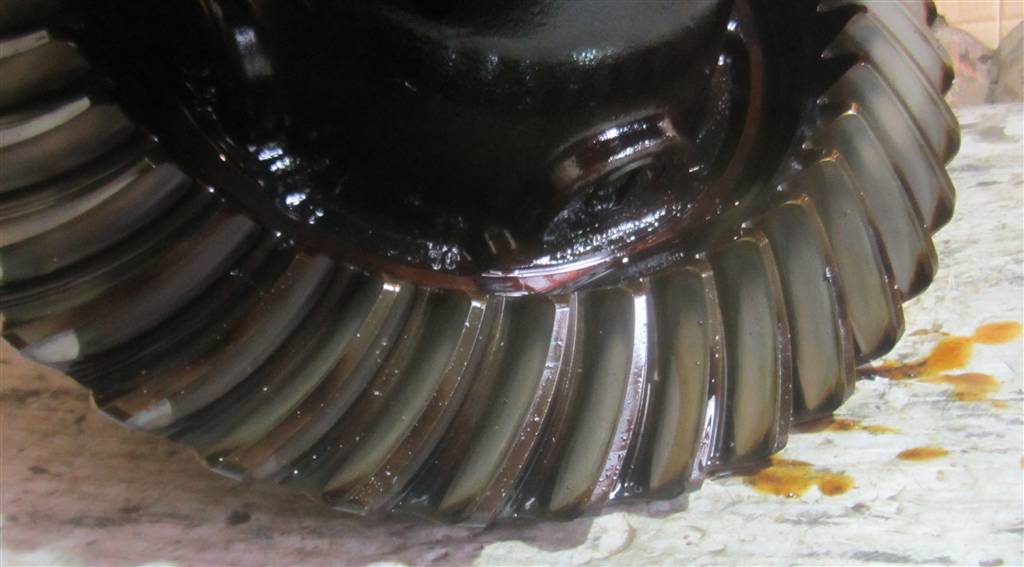 Редуктор заднего моста для Renault Magnum DXI 7420836784