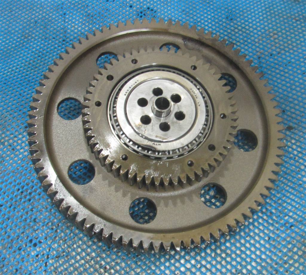 Шестерня Грм для Renault Magnum DXI 20460133