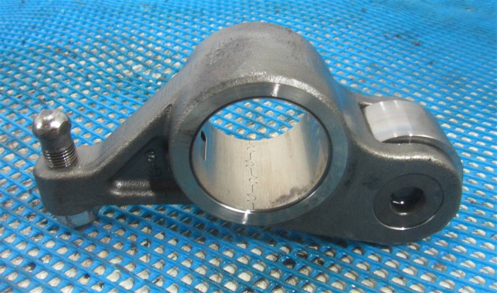 Коромысло клапана (рокер) для Renault Magnum DXI 7421881195