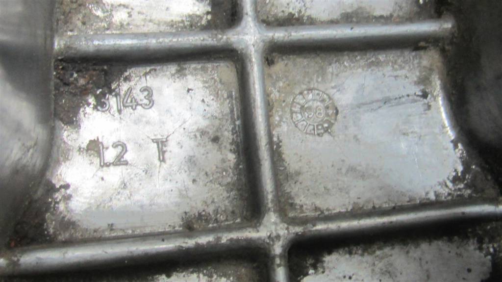 Крышка головки блока (клапанная) для MAN F 2000  51034010180