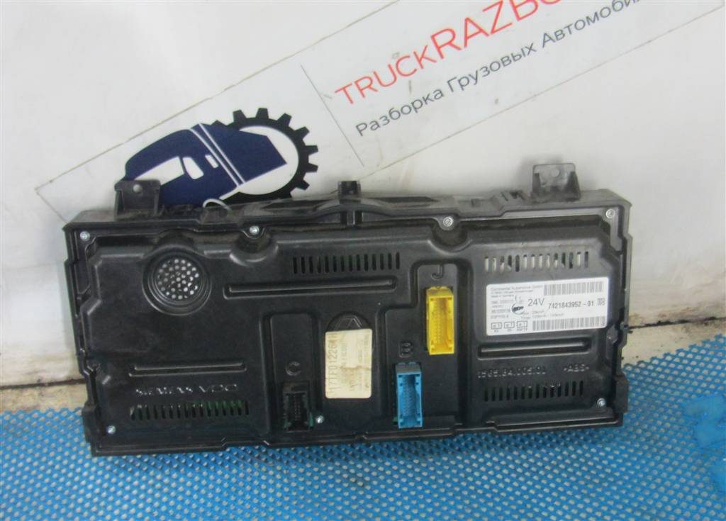 Щиток приборов (приборная панель) для Renault Magnum DXI 7421843952