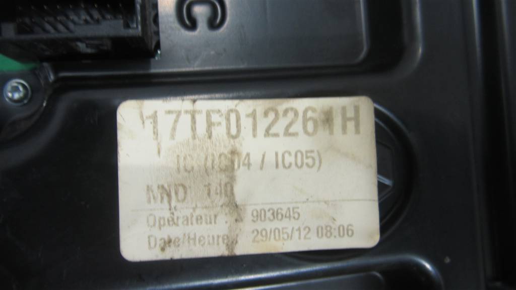 Щиток приборов (приборная панель) для Renault Magnum DXI 7421843952