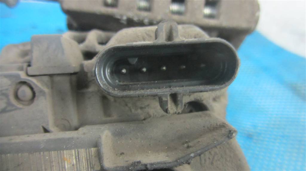 Генератор для DAF Xf 105  1626130