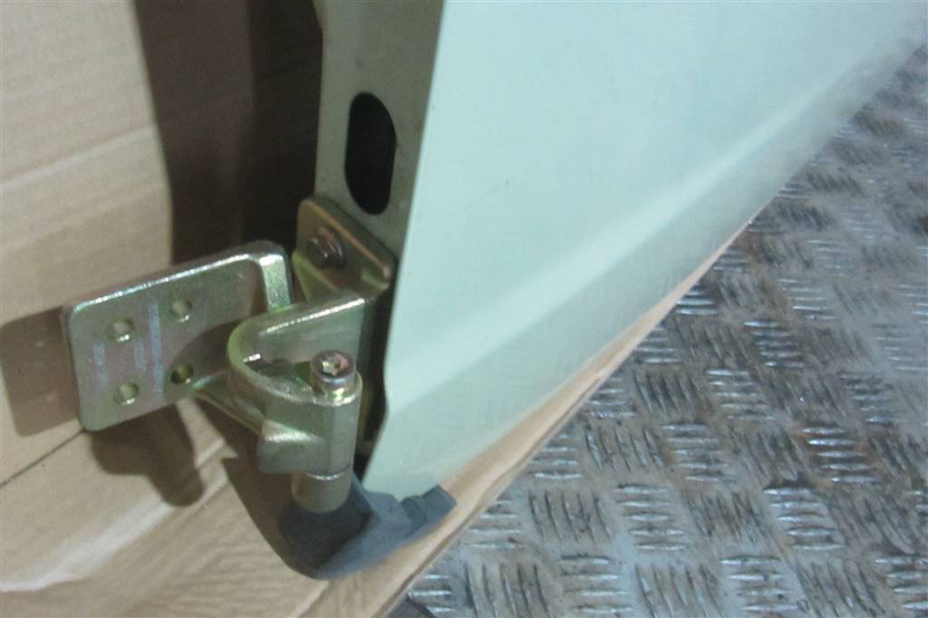 Дверь передняя левая для MAN TGX 81626004129