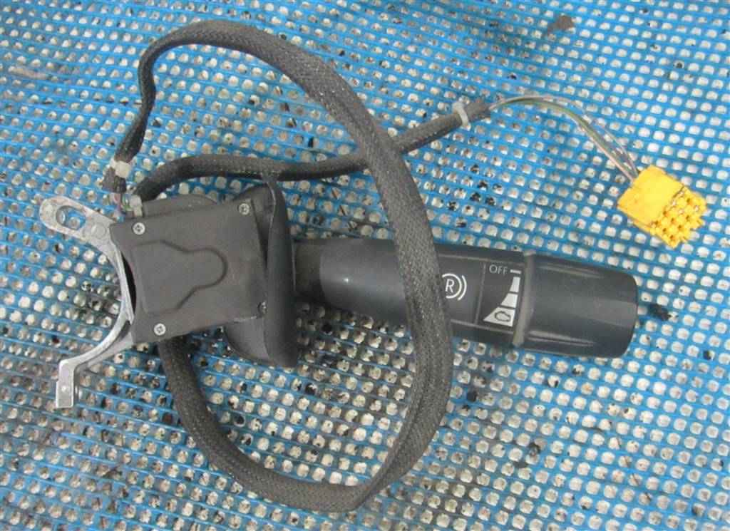 Переключатель подрулевой (стрекоза) для DAF Xf 105  1659629