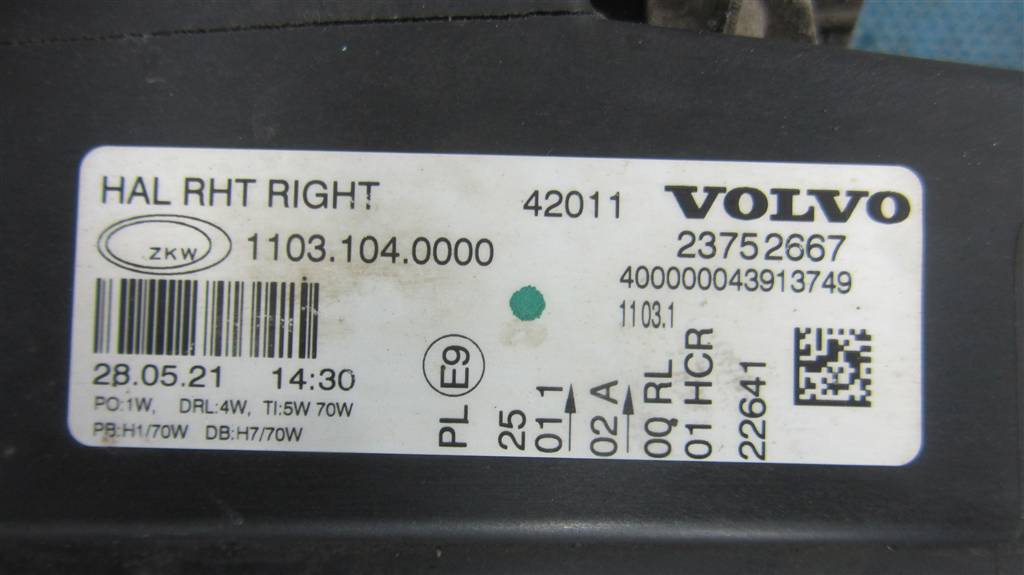 Фара правая для Volvo FH5 23752667