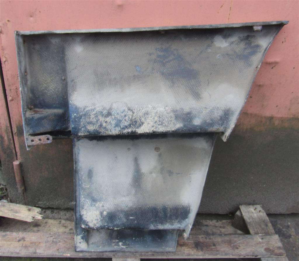 Лестница кабины правая для МАЗ 5440 6430-8405024-010