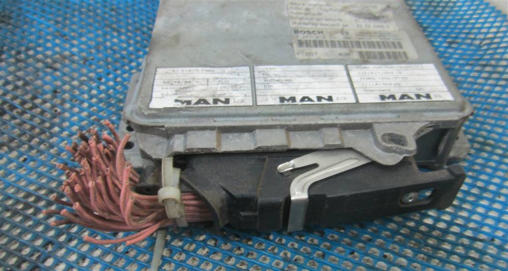 Блок управления двигателем для МАЗ 5440 0281010241