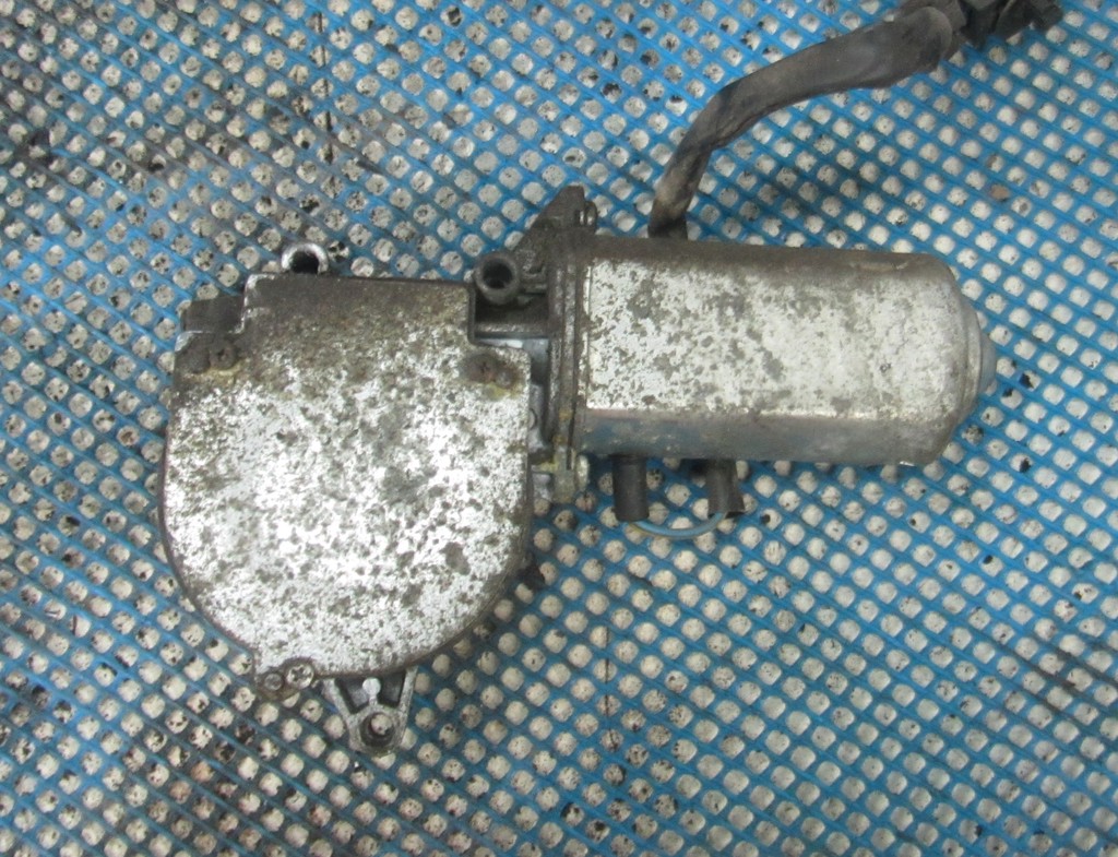 Моторчик стеклоподъемника для Renault Magnum DXI 7420862585