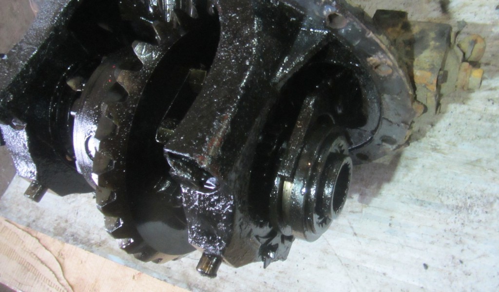 Редуктор заднего моста для МАЗ 5440 5440-2403010