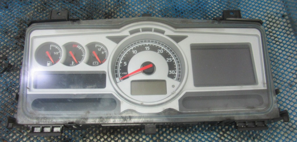 Щиток приборов (приборная панель) для Renault Magnum DXI 7421050634