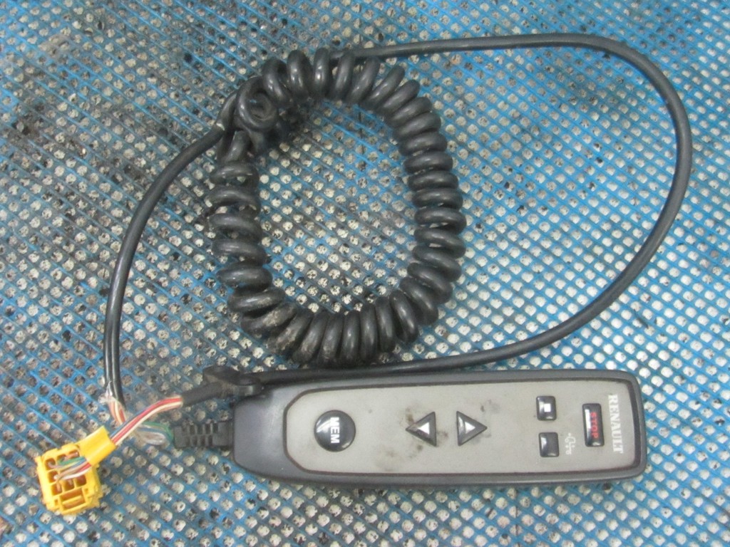 Пульт управления пневмоподвеской для Renault Magnum DXI 7420756755