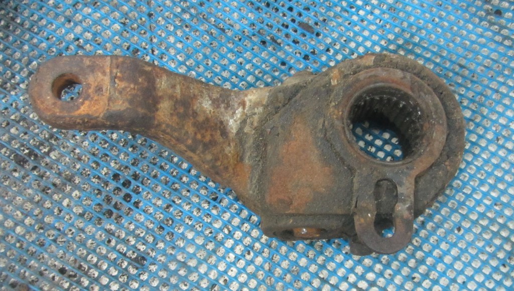 Трещетка тормозная для МАЗ 5440 642263502135