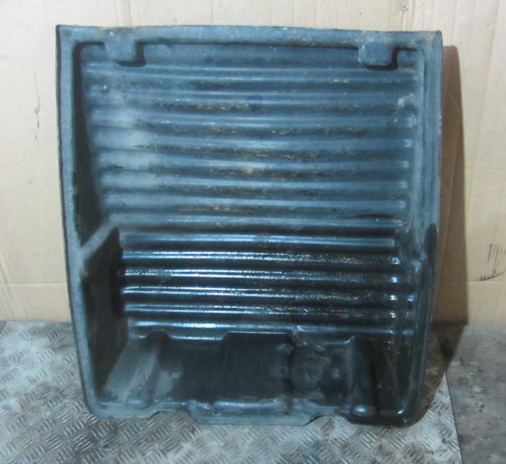 Крышка ящика Акб для МАЗ 5440 64221-3748032