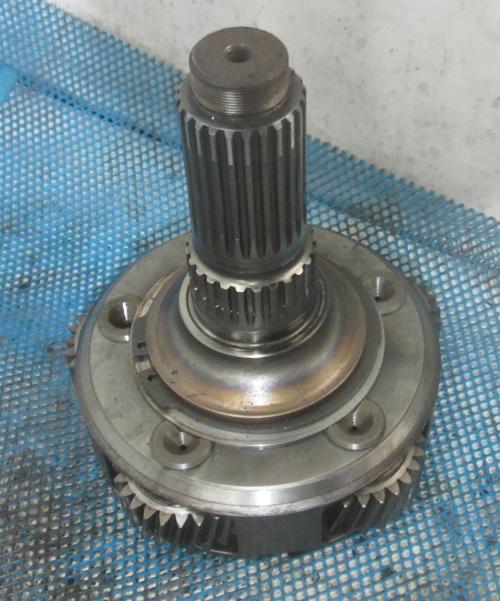 Вал КПП (АКПП, раздатки) для MAN TGX 1832345