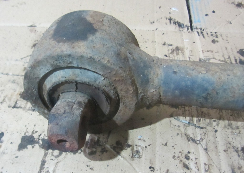 Тяга реактивная для МАЗ 5440 64302919014