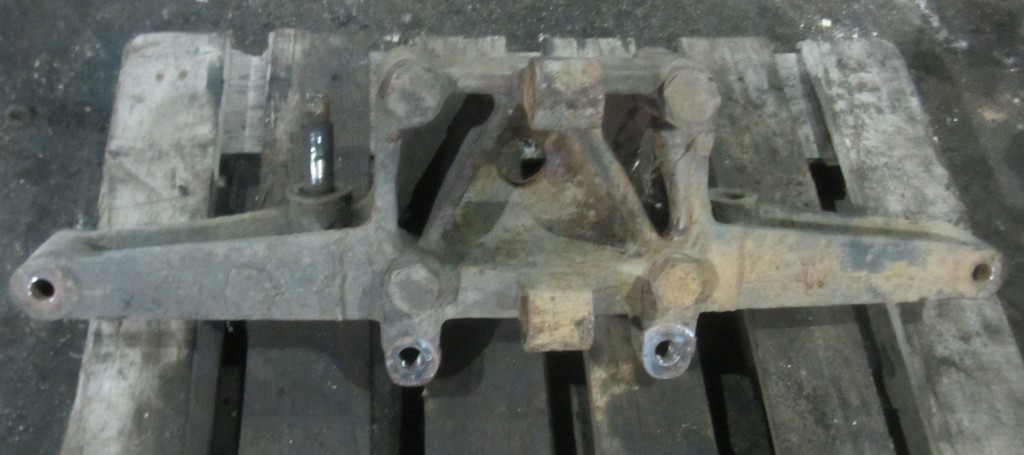 Кронштейн крепления пневмоподушки для МАЗ 5440 64302933008