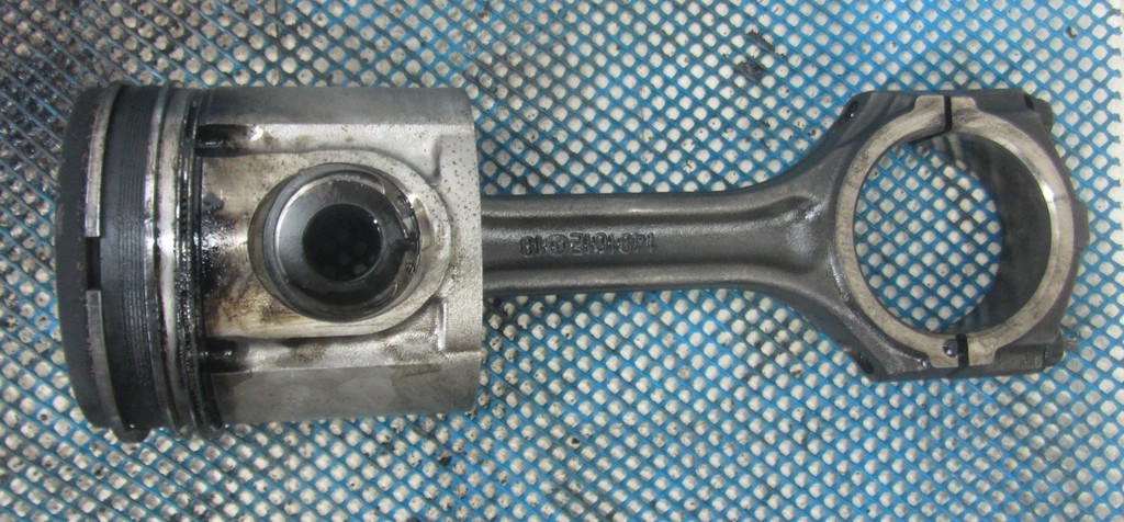 Поршень для Renault  Midlum 2097200