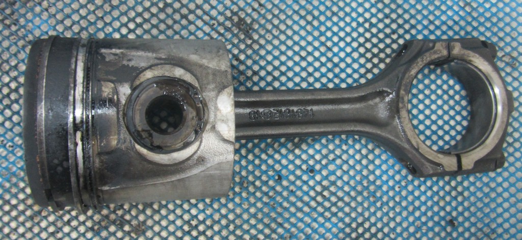 Поршень для Renault  Midlum 5001856103