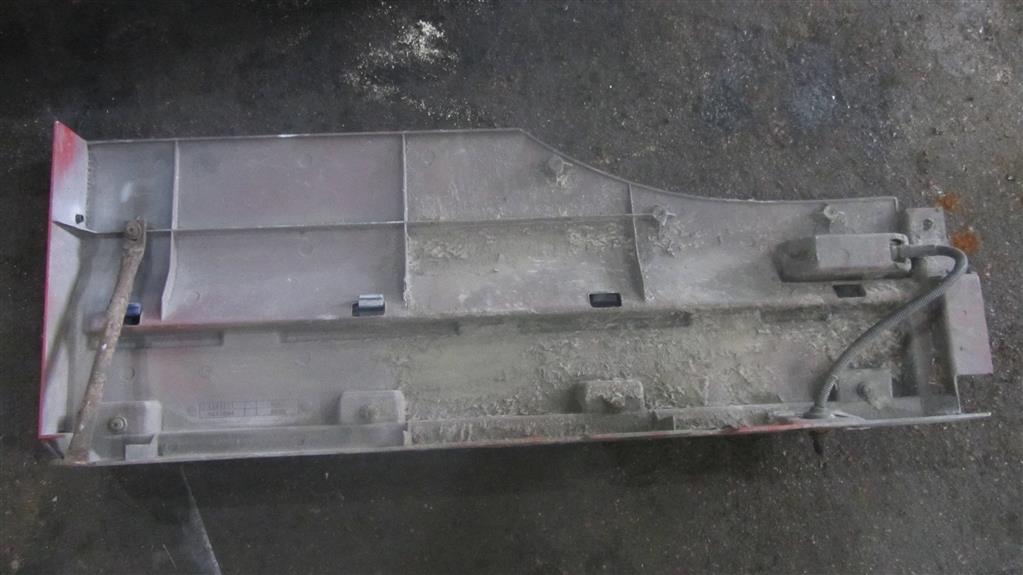 Накладка (удлинитель) двери правой для DAF Xf 105  1291171