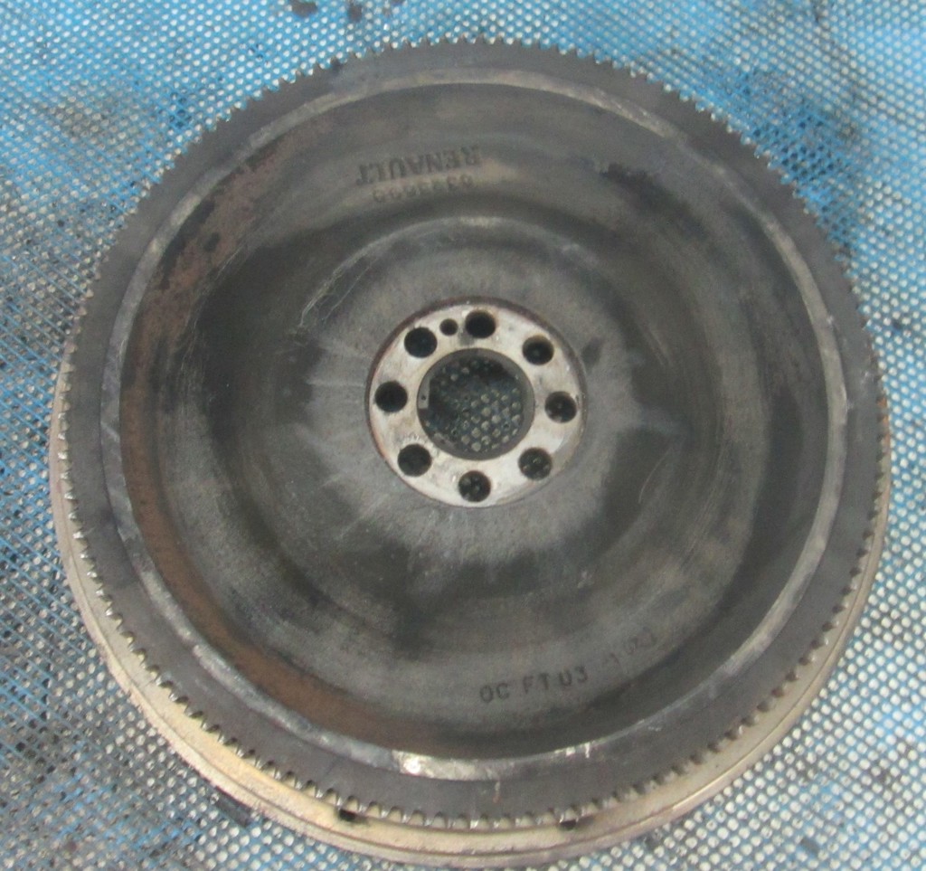 Маховик для Renault  Midlum 5010438318