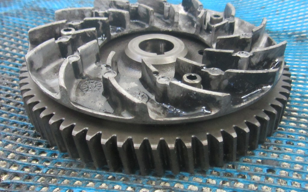 Шестерня Грм для Renault  Midlum 5010450049