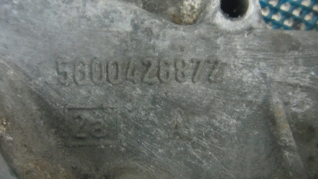 Крышка двигателя передняя для Renault  Midlum 5600426872