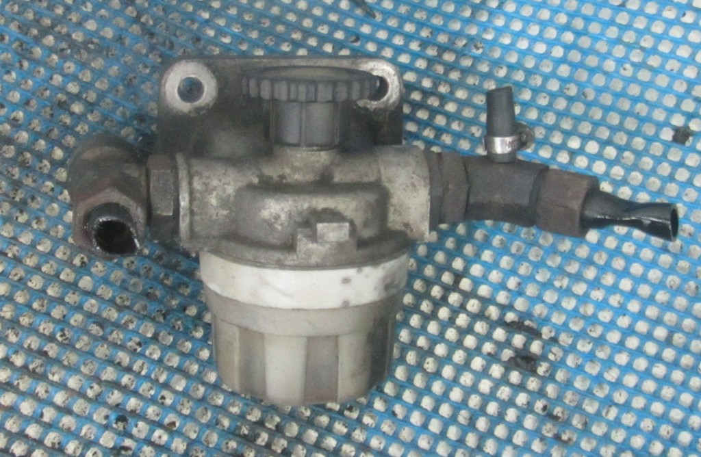 Насос топливный ручной (подкачка) для Renault  Midlum 5010412930