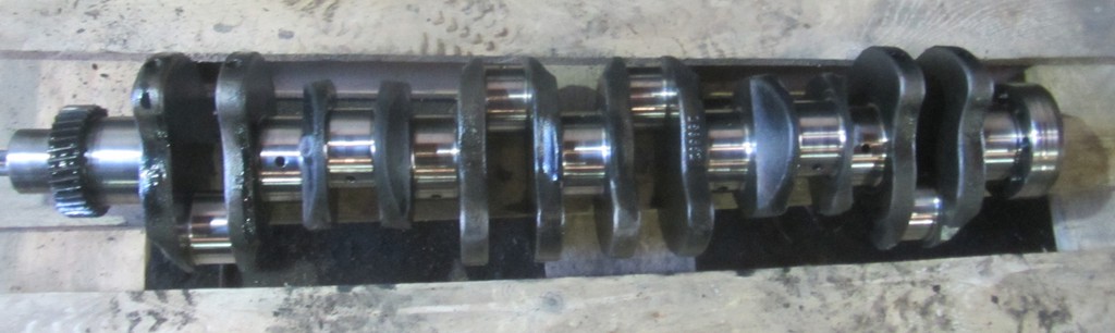 Коленчатый вал двигателя для Renault  Midlum 258652